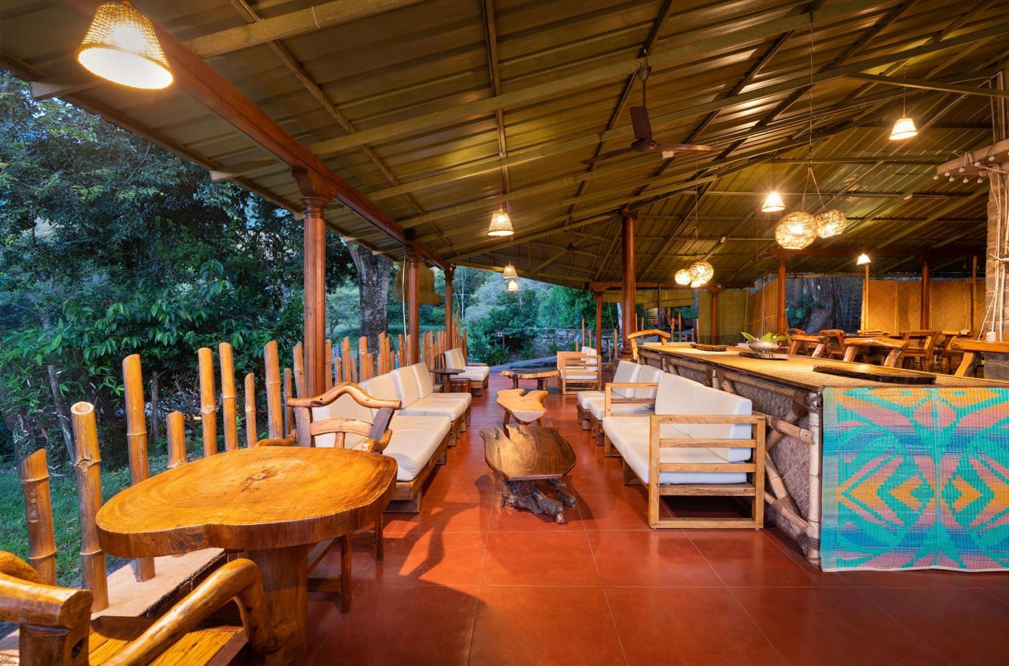 Jungle Hut Hotel Masinagudi Buitenkant foto